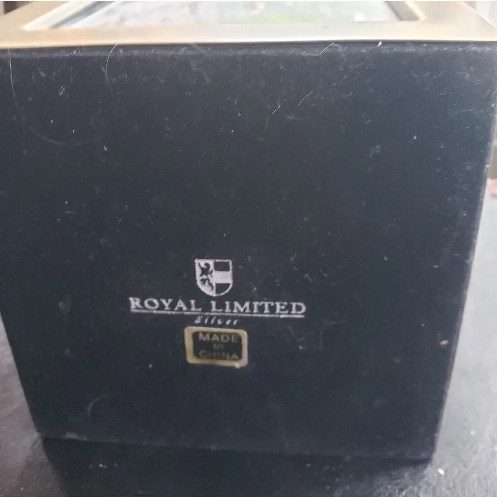 Royal Limited Silver Picture Frame Storage Box (Holds 5 Pictures)